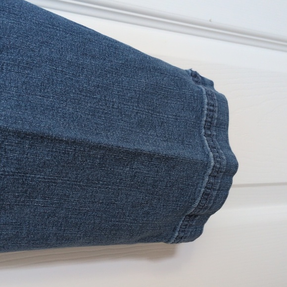 Croft & Barrow Pull On Jeans - 16W - Picture 5 of 7
